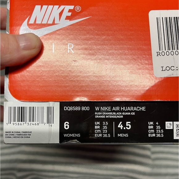 Nike Air NIB Huarache "Rush Orange/Black" Shoes Size 6 - Picture 5 of 5